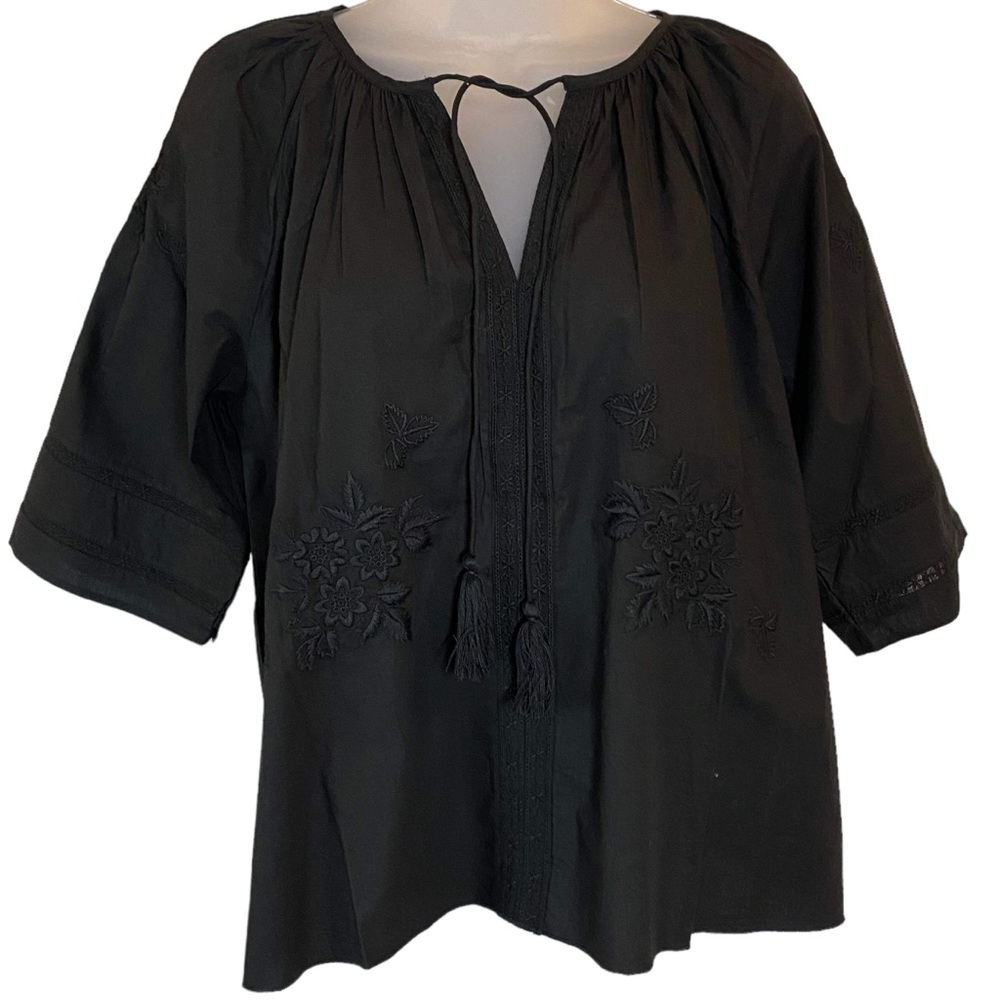 Sonmer Black Tassel Floral Embroidered Boho Peasant Blouse Size Small NWT